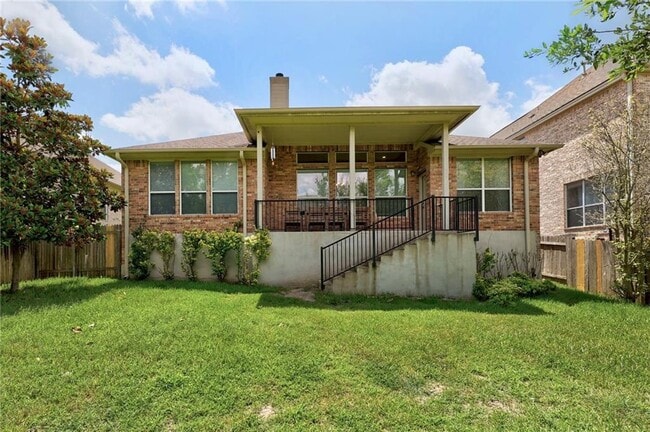 Building Photo - 15520 Bandon Dr