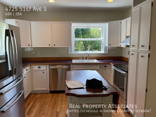 Building Photo - 4725 51st Ave S