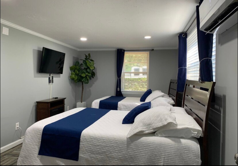 Forth Bedroom - Basement - 3300 Decker Pl