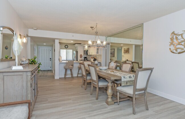 Building Photo - 901 Seafarer Cir