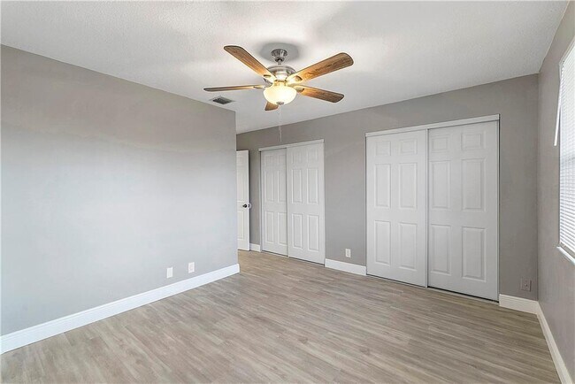 Building Photo - 11477 NW 39th Ct