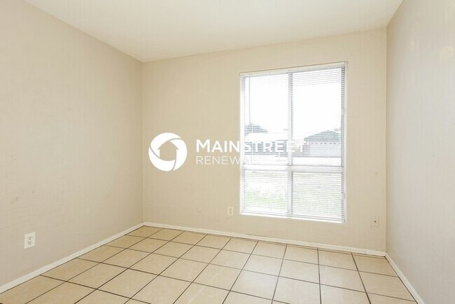 Building Photo - 3 Bedroom Pet-Friendly Home in Phoenix, AZ...