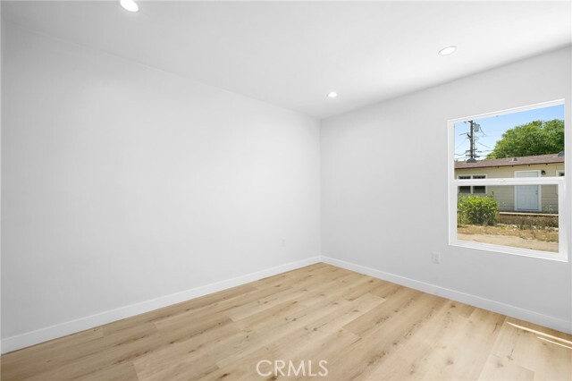 Building Photo - 1025 Linden Ave