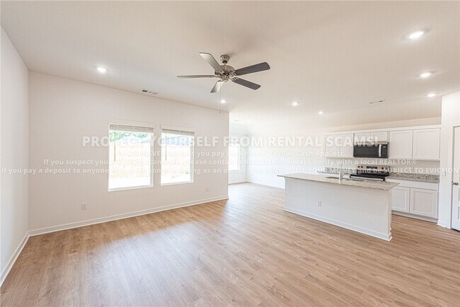 Building Photo - 420 Raegan St