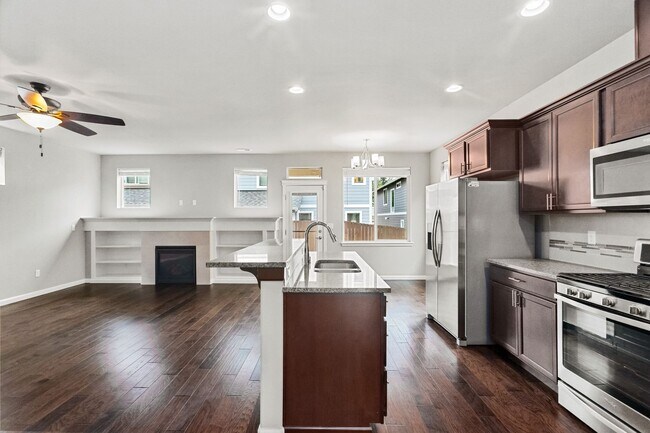 Building Photo - Two-story Home in Freestone at Bayside
