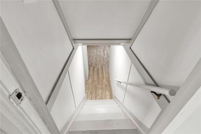 Building Photo - 3925 Chicamauga Dr