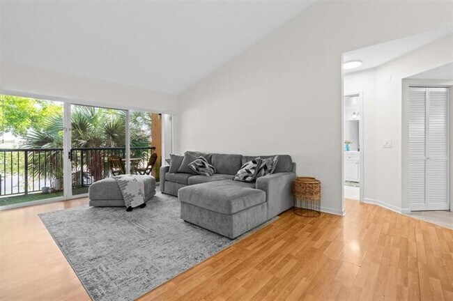 Building Photo - 8851 Wiles Rd