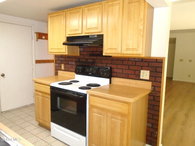 Building Photo - 44 Thimbleberry Rd