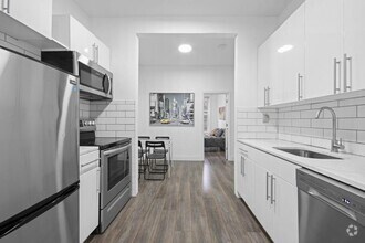 Building Photo - 3 bedroom in New York NY 10030