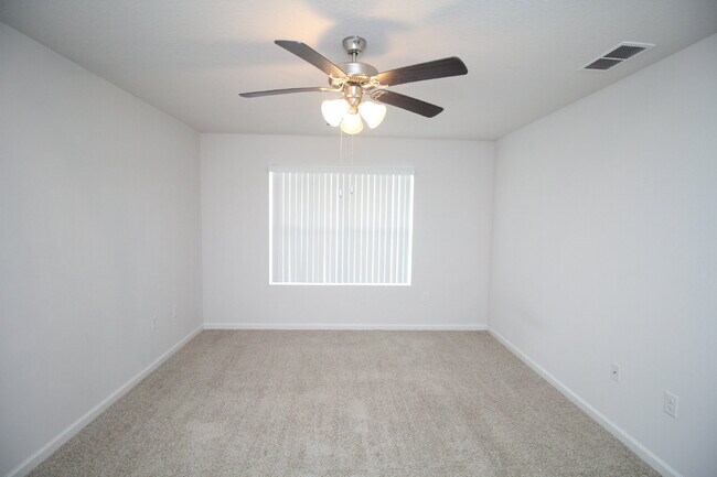 Building Photo - 4-Bedroom Rental in Lakeshore Preserve – Open Floor Plan, Screened Patio, and 2-Car Garage