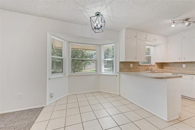 Building Photo - 333 Lena Ln