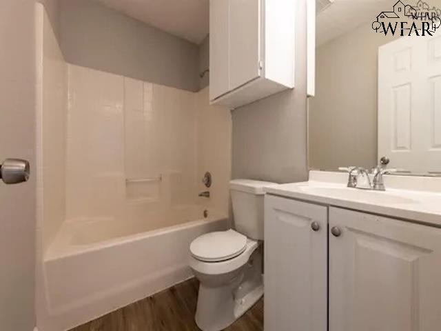 Building Photo - 2107 Richmond Dr