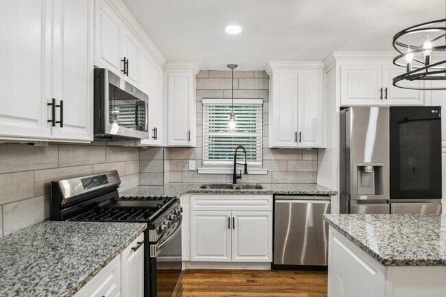 Building Photo - 2799 Brookcliff Landing NE