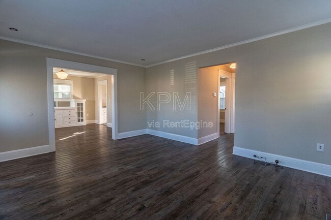 Building Photo - 635 Argonaut St