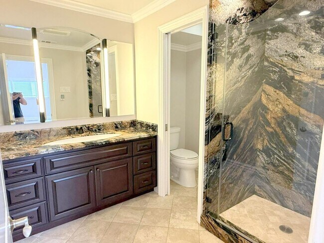 Building Photo - Highly upgraded ! Two Story Home With Prim...