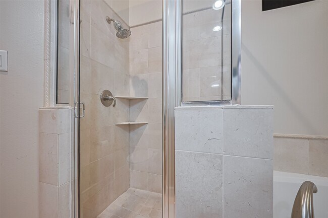 Building Photo - 2624 Starboard Point Dr