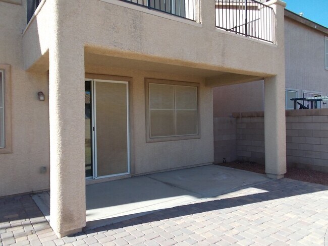 Building Photo - Spacious 3-Bedroom Cul-de-Sac Home in Prime Location