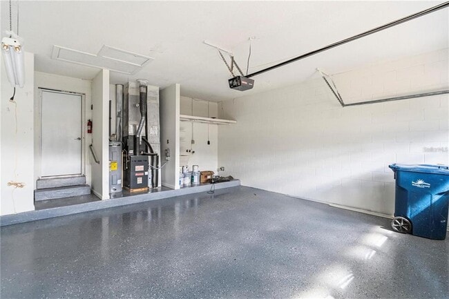 Building Photo - 616 Water Rd