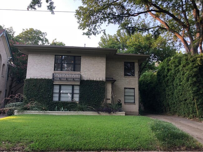 Building Photo - 4151 Hawthorne Ave