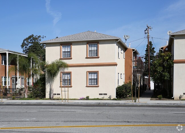 Primary Photo - 12315 Washington Pl