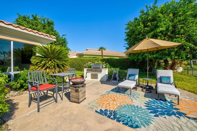 Building Photo - 50500 Cypress Point Dr