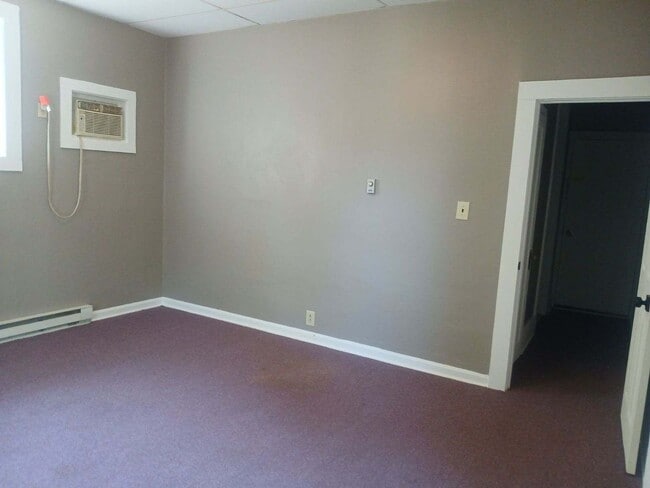 Building Photo - 321 Grant St