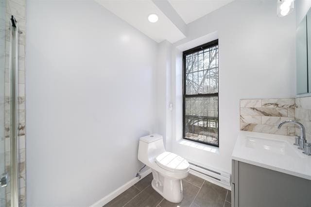 Building Photo - 258 Suydam Ave