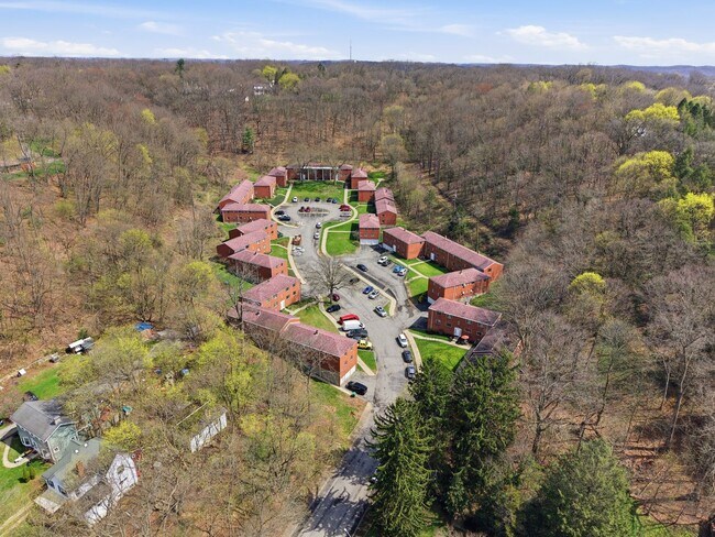 Building Photo - 298 Lumar Dr