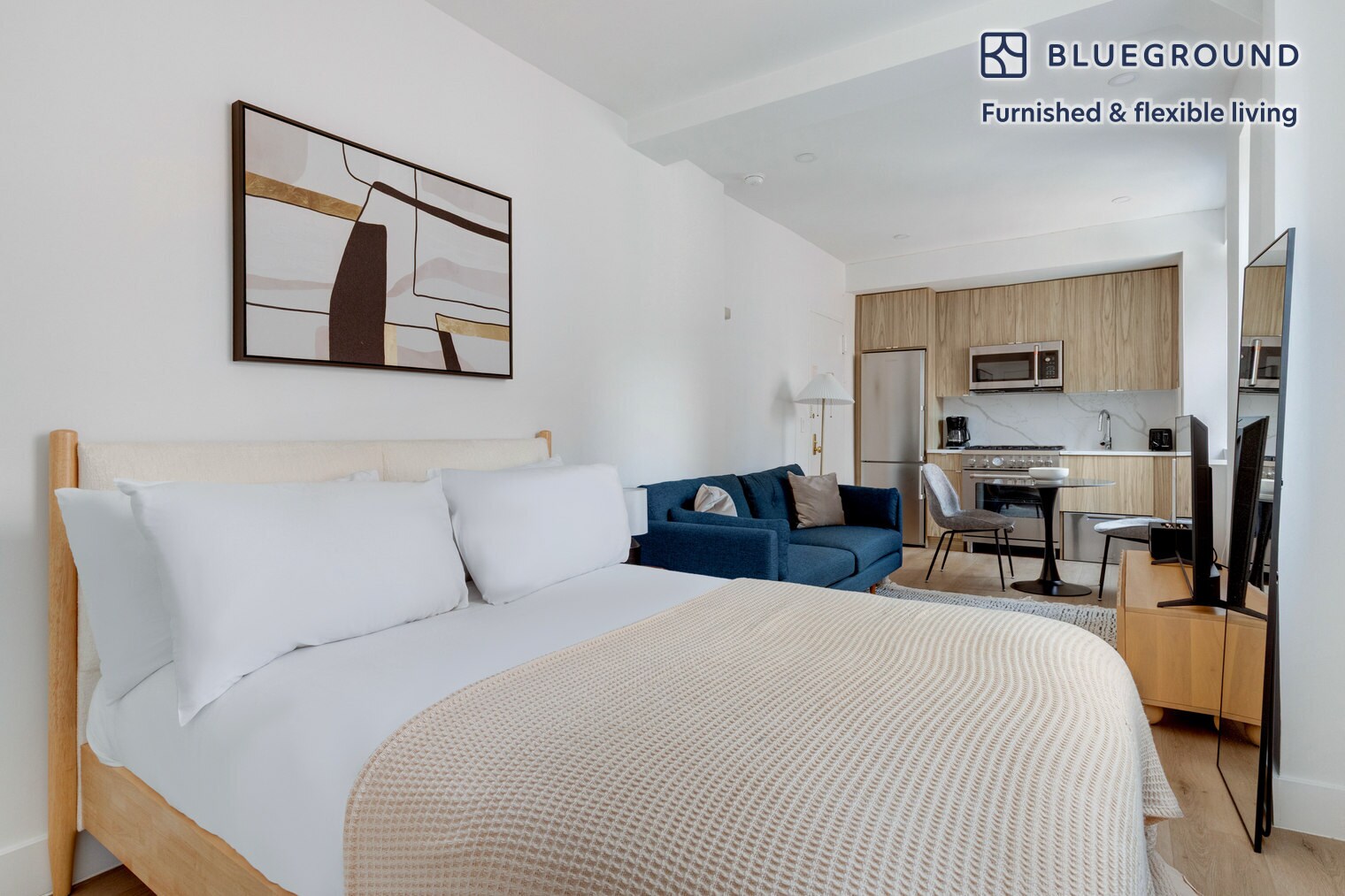 Building Photo - 138 E 38th St