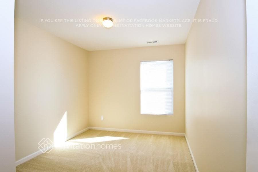 Building Photo - 1084 Joselynn Drive