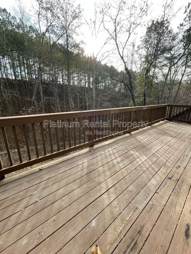 Building Photo - 600 Belton Ct