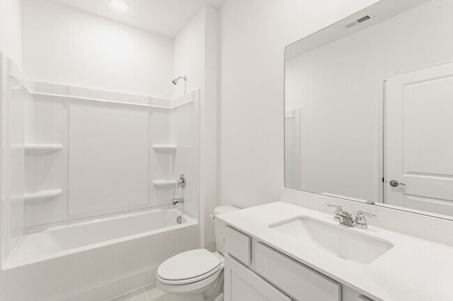 Building Photo - 4 Bed 3 Bath New Build! Available Now!