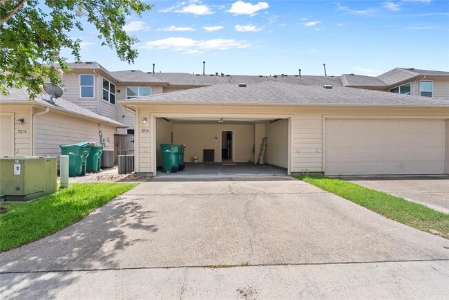 Building Photo - 9254 Solvista Pass Ln