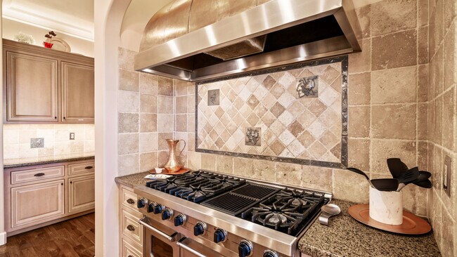 Building Photo - 3551 Kendell Hill Dr
