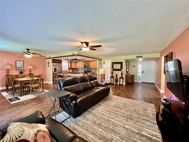Building Photo - 1610 Islamorada Blvd
