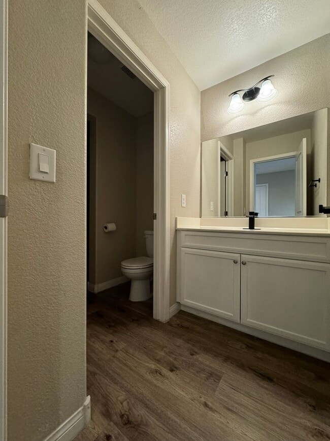 Building Photo - Beautiful 2-story home in the sought-after Providence community!