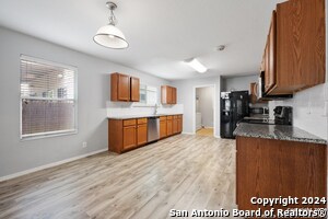 Building Photo - 11927 Ranchwell Cove