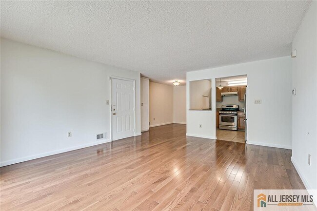 Building Photo - 298 Wimbeldon Ct