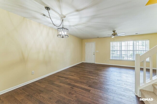 Building Photo - Charming 2BR House in Charlotte
