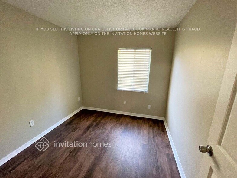 Building Photo - 7126 Yardley Way