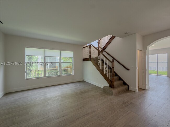 Building Photo - 5297 SW 183rd Ave