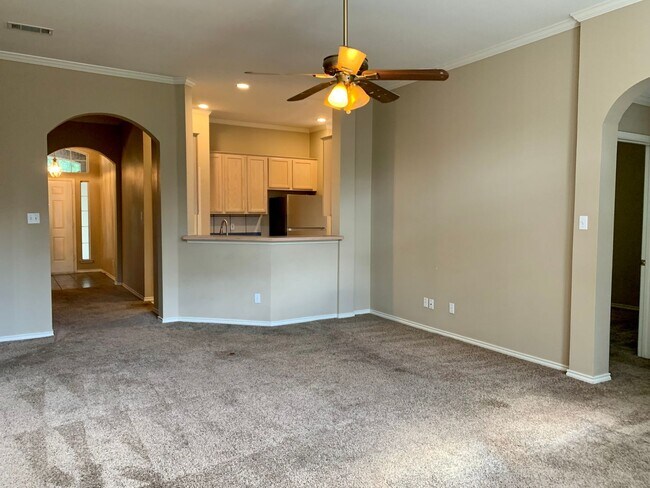 Building Photo - Cavender