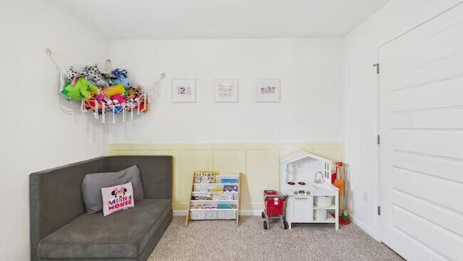 Building Photo - 235 Gray Owl Dr