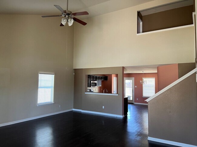 Building Photo - 283 Goddard