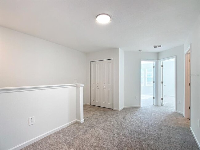 Building Photo - 4950 SW 81st Lp