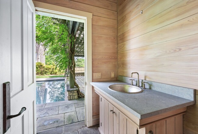 Building Photo - A timeless Cape Cod-style estate!