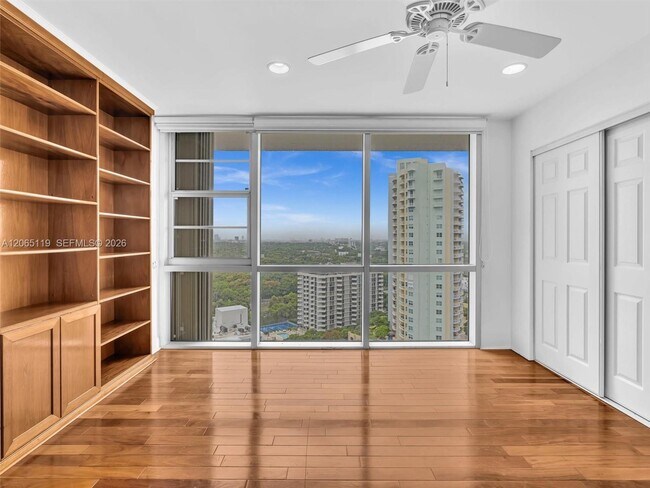 Building Photo - 2451 Brickell Ave
