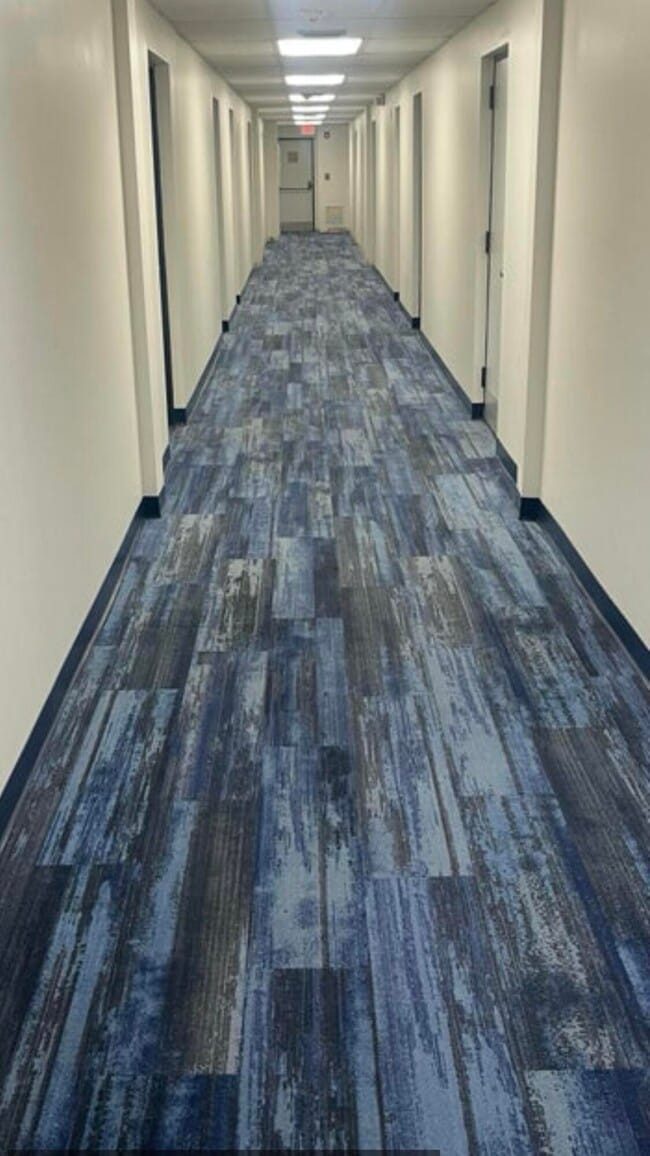 Building Photo - 50 SW 3rd Ave