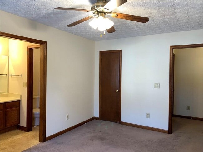Building Photo - 1107 Booth Ct SW