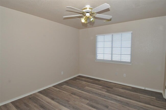 Building Photo - 13304 Bosswood Dr